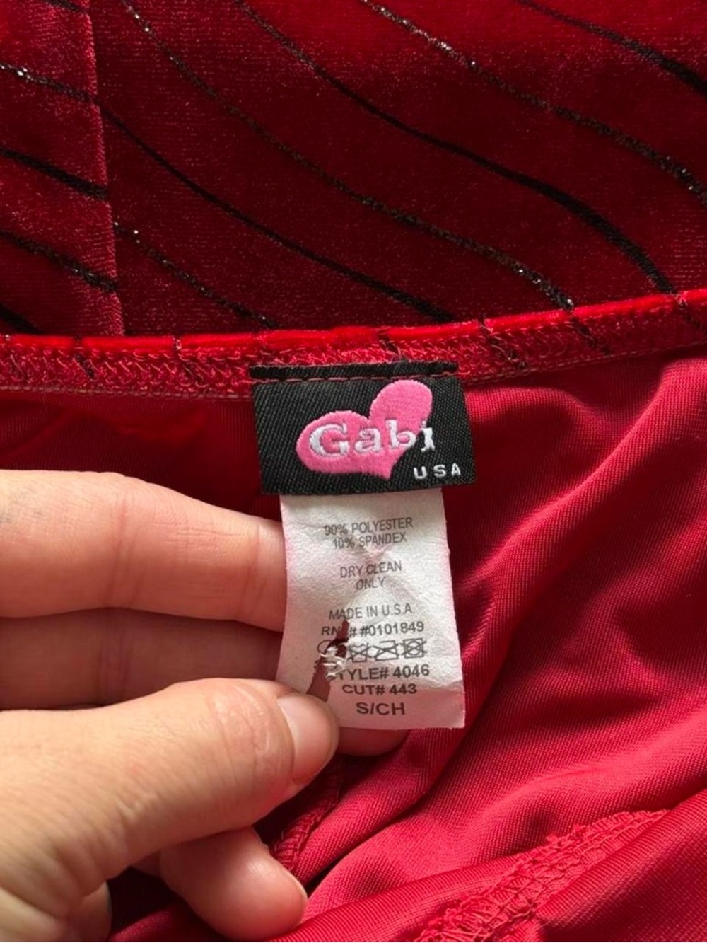 y2k red halter velvet midi dress - Picture 8 of 8